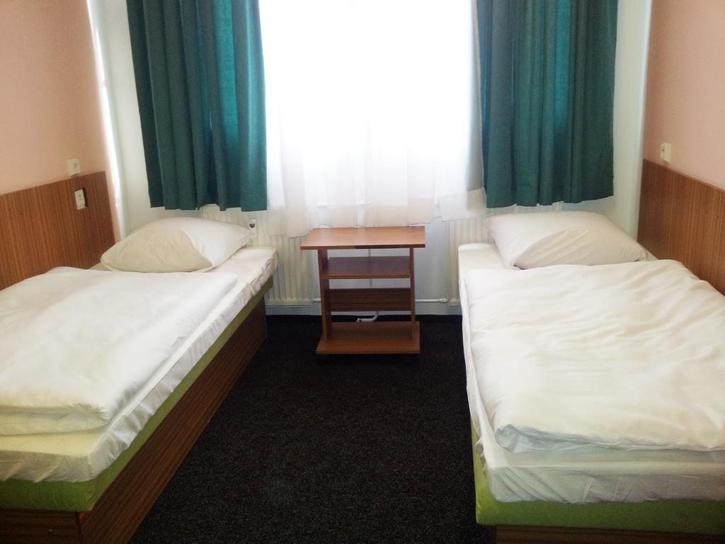 Hotel & Hostel Florian Praga Cameră foto